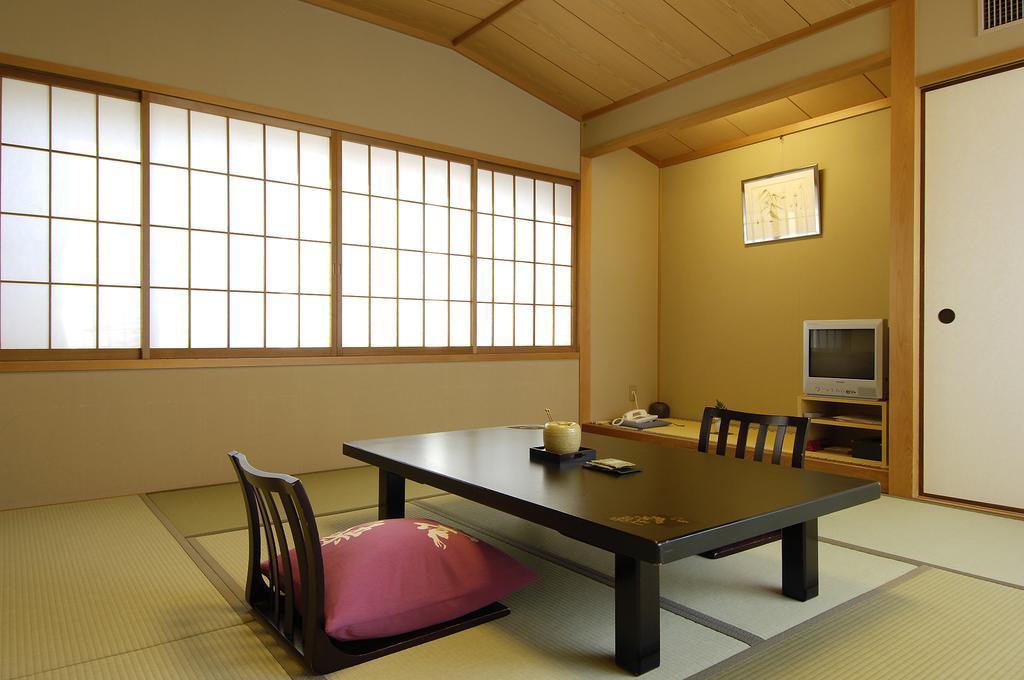 Gion Ryokan Karaku Κιότο Εξωτερικό φωτογραφία